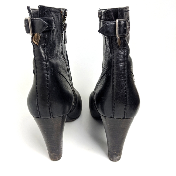 *Sold* FRYE Marissa Zip Short Boot Black Size 9M - Picture 6 of 12
